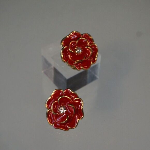Red Rose Enamel Flower Stud Earrings - Picture 6 of 8